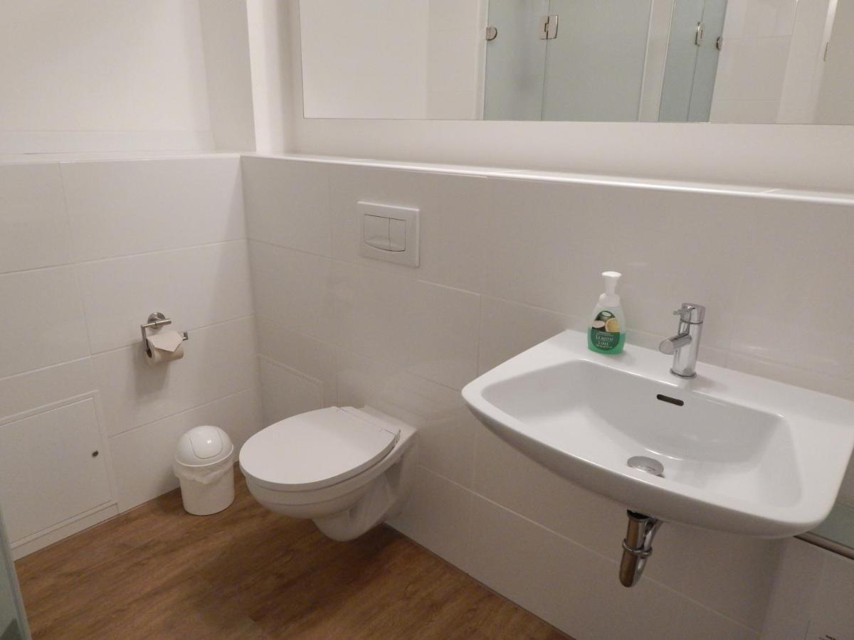 Free Apartment - Am Kurpark Bad Urach Exterior photo